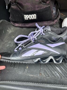 Reebok Weight Lifting Black and Lavender Lifters